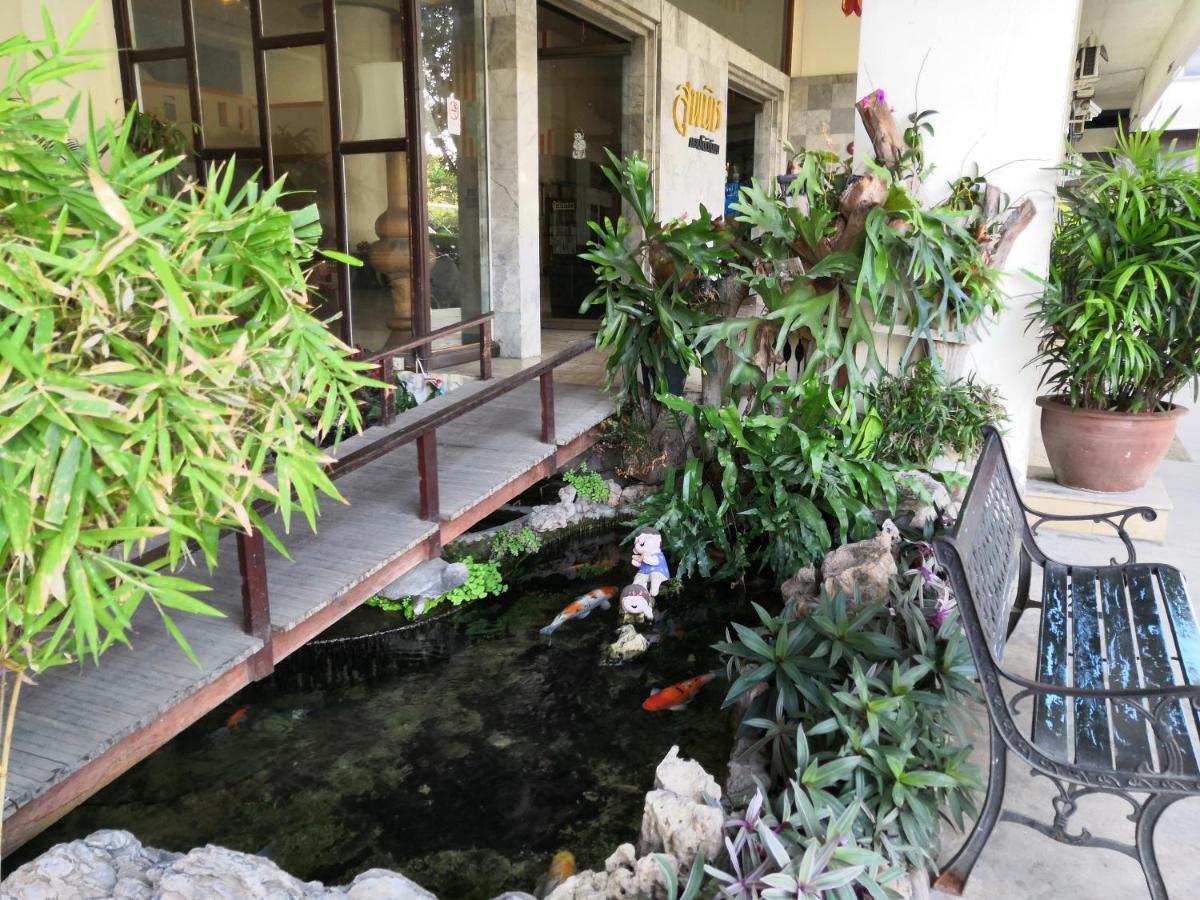 26 Condo With Pool Opposite The Train Station, Near Old City And Nimman Chiang Mai Esterno foto